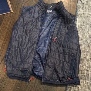 Vineyard Vines Navy Quilted Vest with Red Accents